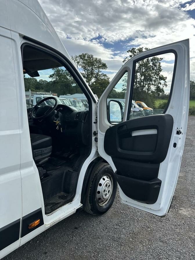 2020 Peugeot Boxer – Model: Boxer 435 Professional L4H3 Blue HDi – BJ70ODB