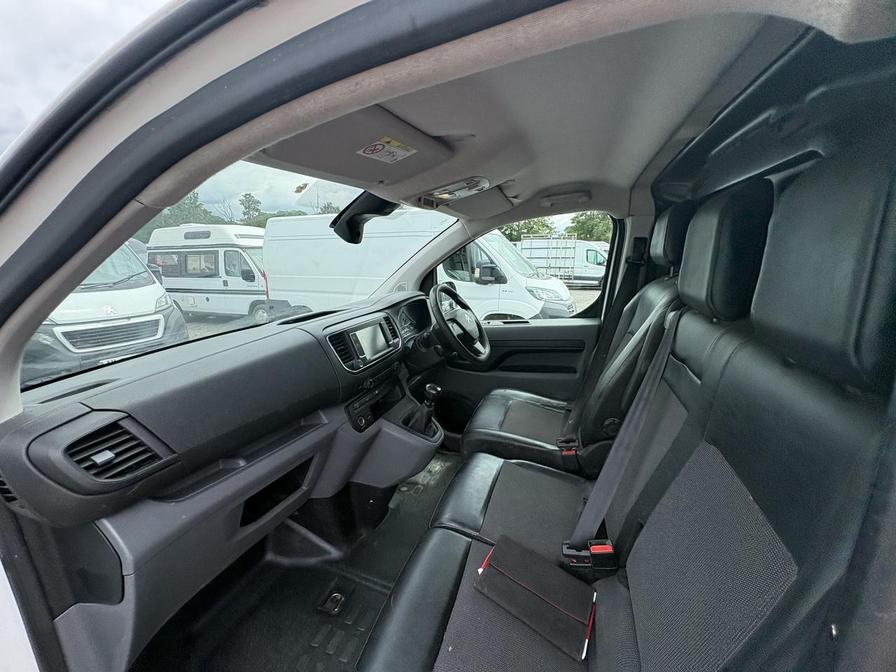 2019 Citroen Dispatch – Model: Dispatch 1400 Enterprise Blue HDi S/S – LF69RSY