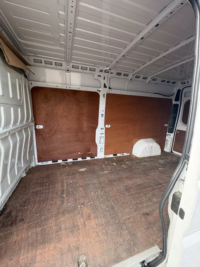 2022 Citroen Relay – Model: Relay 35 L3H2 Enterprise Blue HDi S/S – LD22XCL