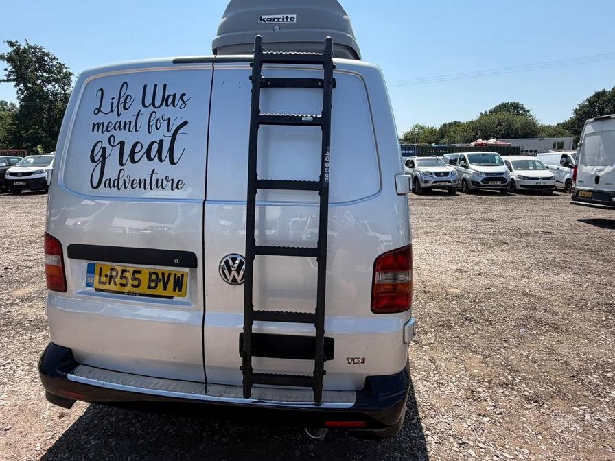 2005 Volkswagen Transporter – Model: Transporter T30 130 TDI LWB Auto – LR55BVW