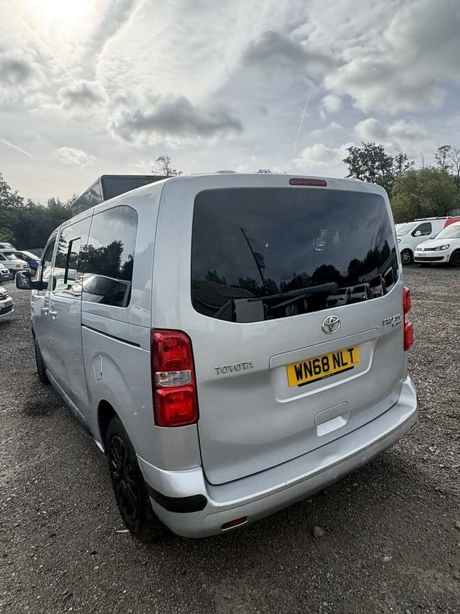 2018 Toyota Proace Verso – Model: Proace Verso Shuttle L1 D-4D – WN68NLT