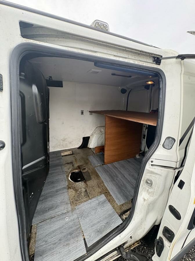 2017 Fiat Doblo Cargo – Model: Doblo 16v SX MultiJet II – YX17VRW