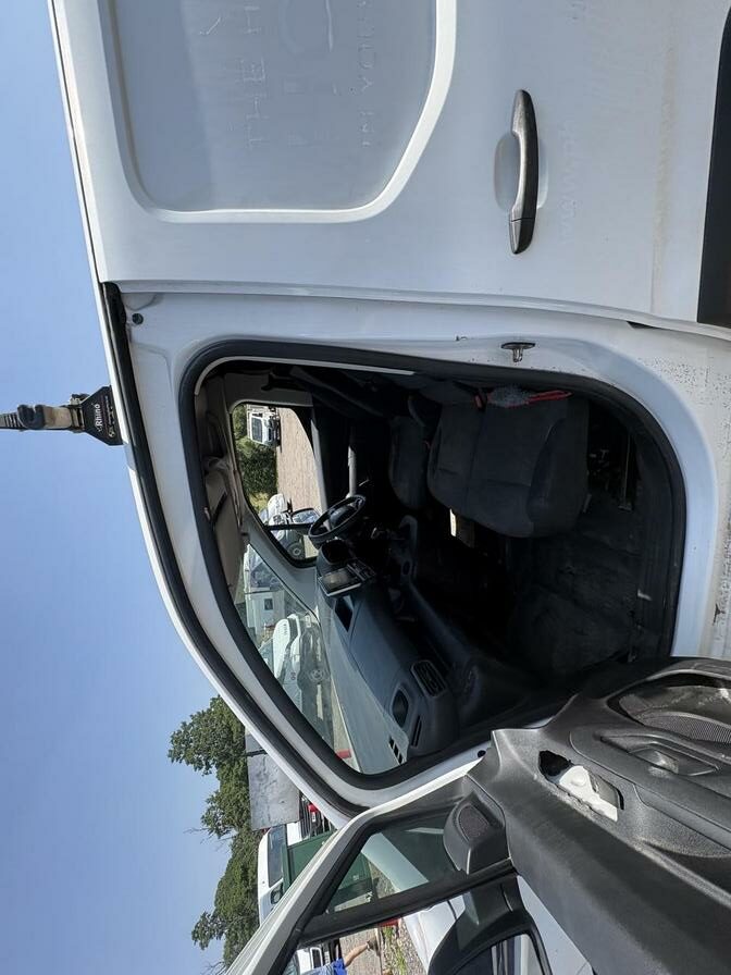 2020 Citroen Berlingo – Model: Berlingo 650 Enterprise Blue HDi S/S – SM70AEV