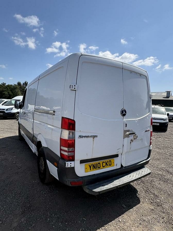 2010 Mercedes-Benz Sprinter – Model: Sprinter 209 CDi MWB – YN10CKO