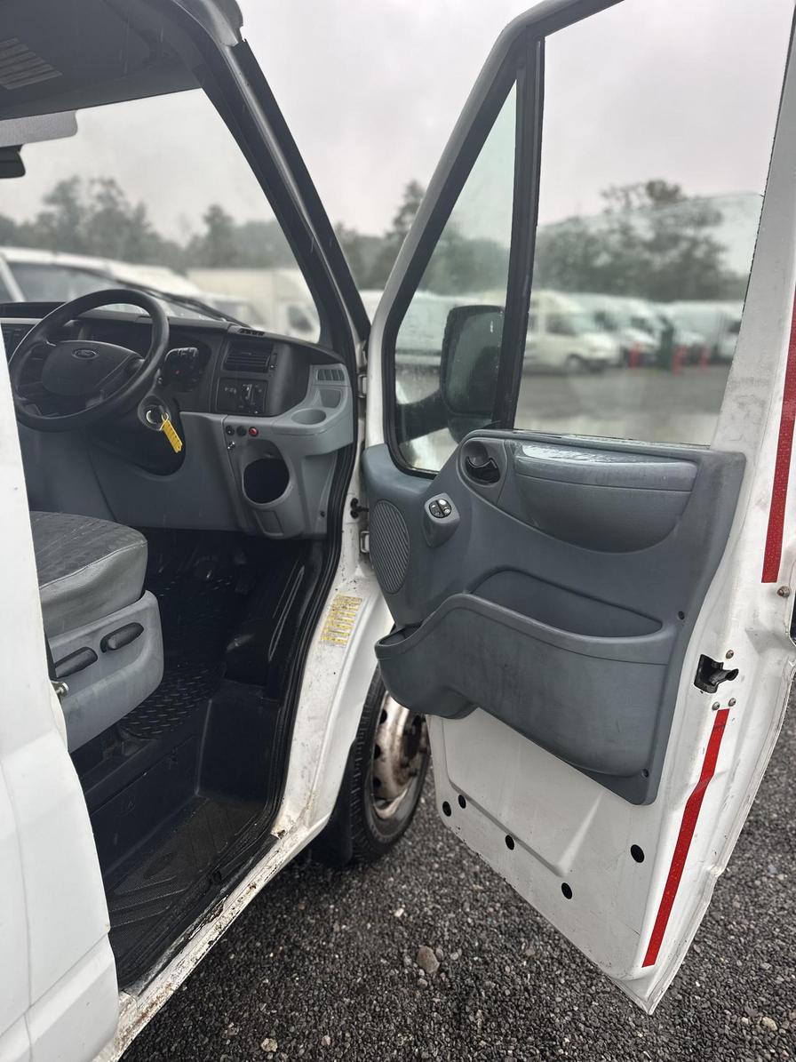 2013 Ford Transit – Model: Transit 100 T350 RWD – YN13UTX