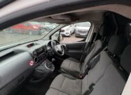 2017 Peugeot Partner – Model: Partner SE L1 Blue HDi – YL17LSY