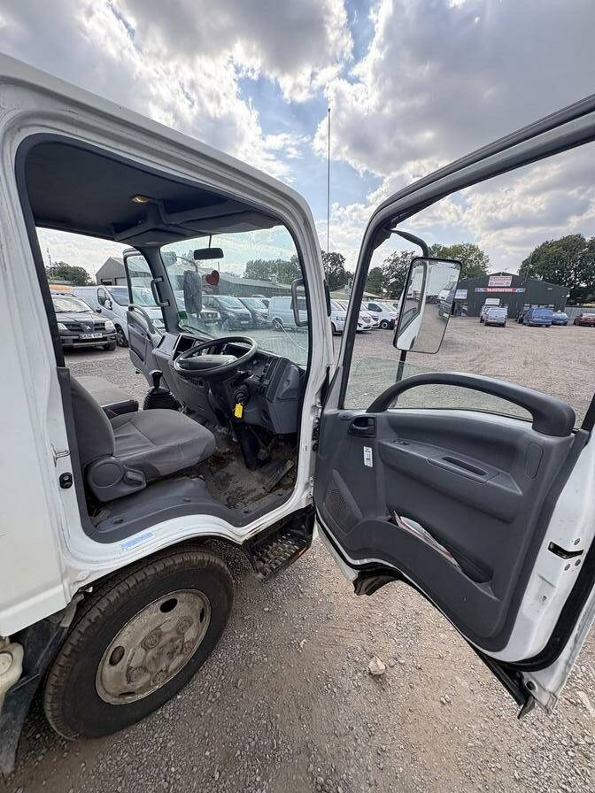 2015 Isuzu Grafter – Model: Grafter N35.120 – RK15WTE