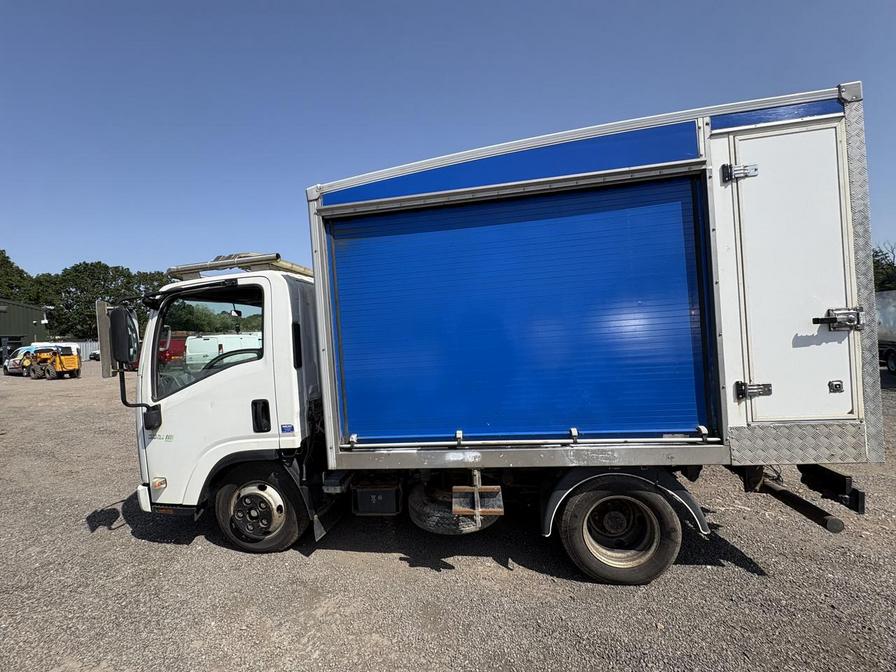 2019 Isuzu Grafter – Model: Grafter N35.125 – AJ19MAK