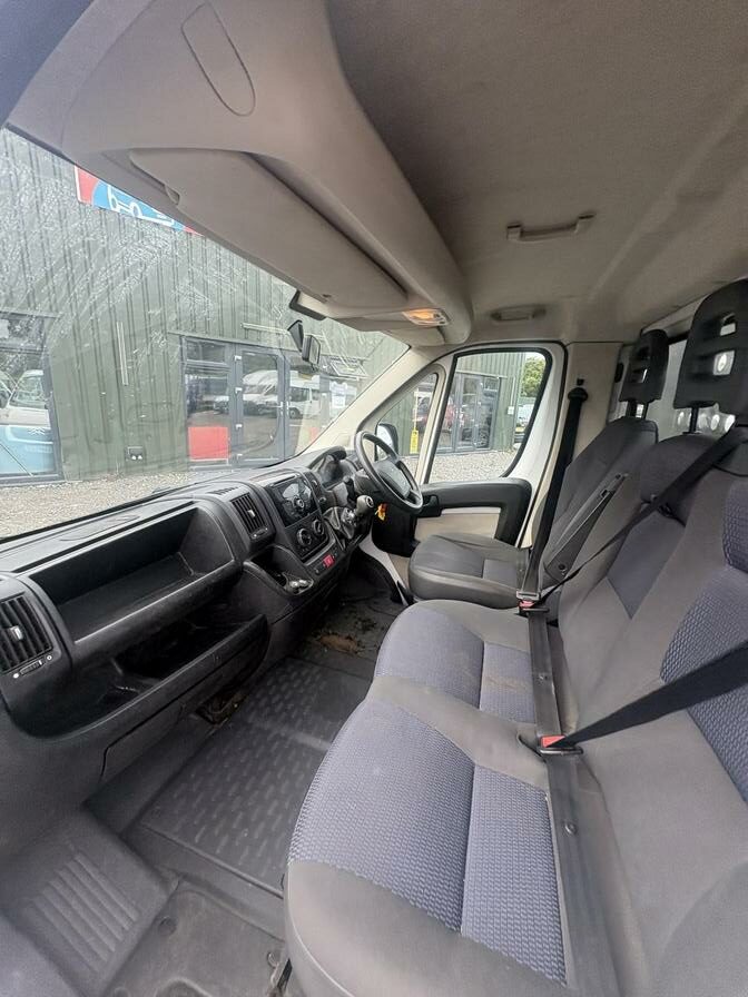 2014 Citroen Relay – Model: Relay 35 L3 Dropside HDi – LD14LLU