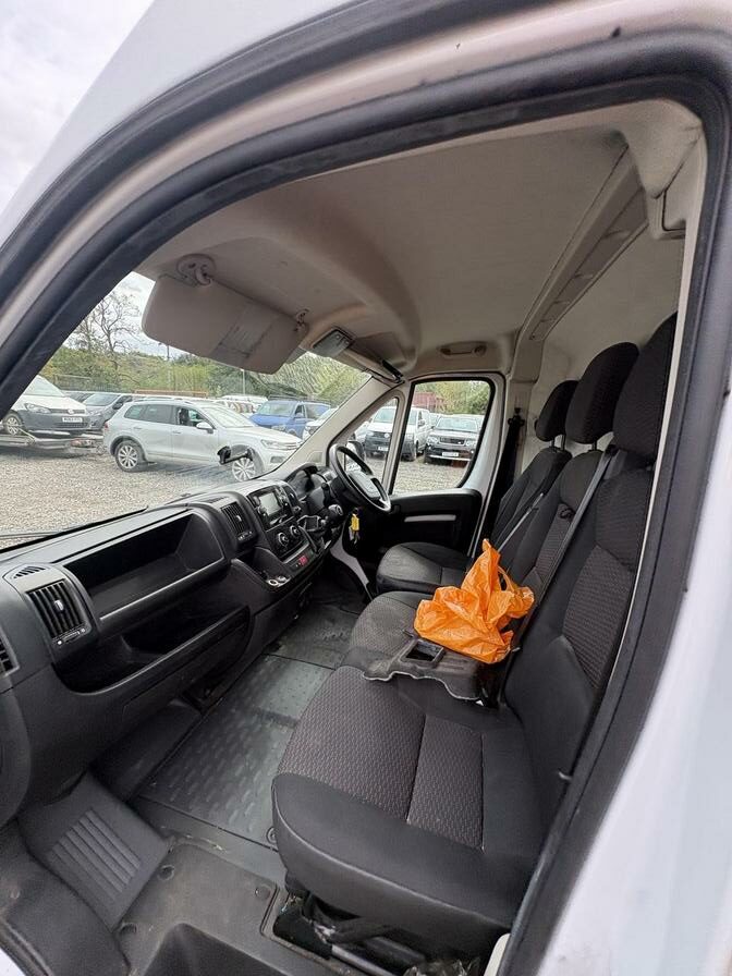 2021 Peugeot Boxer – Model: Boxer 435 Professional L4H2 Blue HDi – LG21VLF