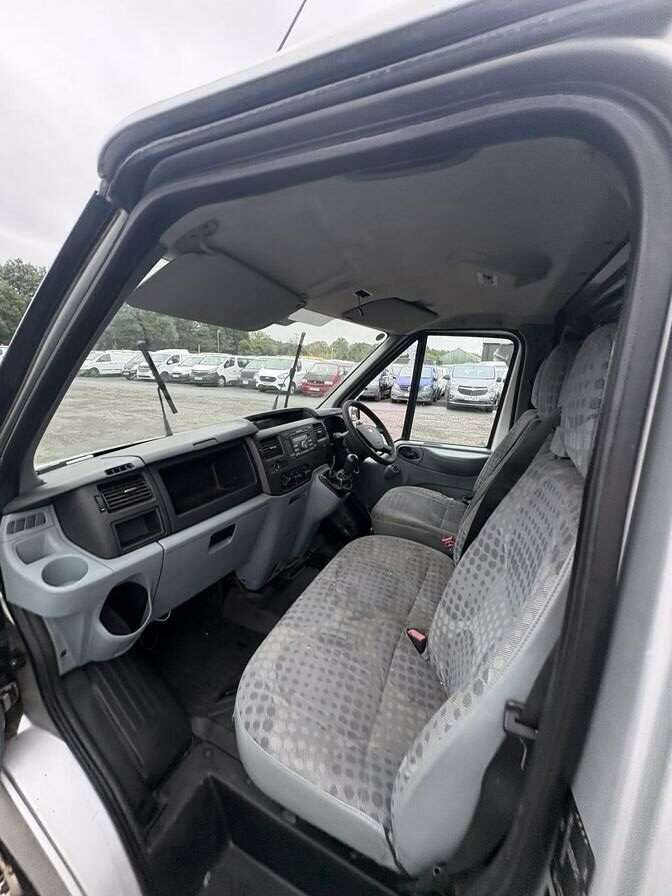2011 Ford Transit – Model: Transit 85 T260 MWB FWD – AF11ORO