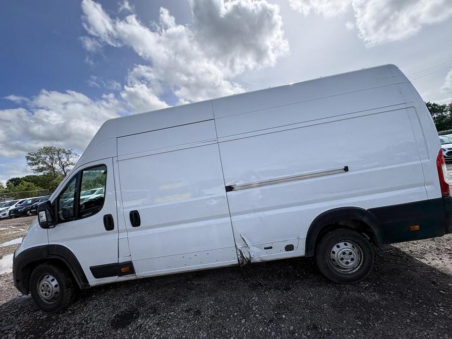 2022 Citroen Relay – Model: Relay 35 Heavy L4H3 Enterprise Blue HDi S/S – KV22HTE