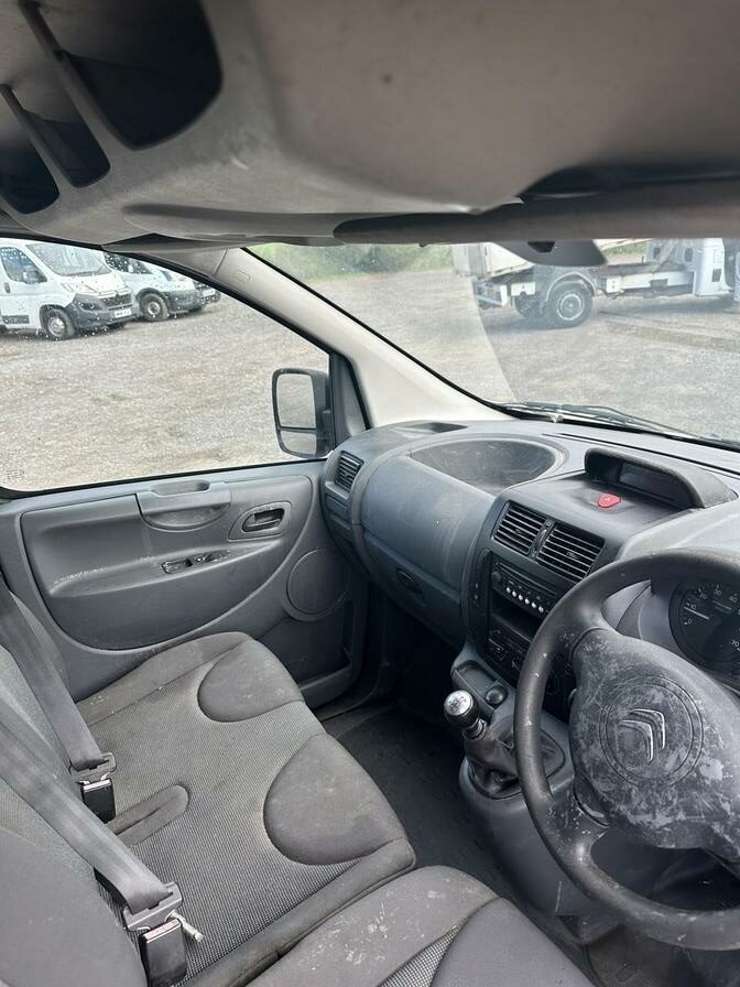 2015 Citroen Dispatch – Model: Dispatch 1200 L2H1 Enterprise HDi – LG15HKE