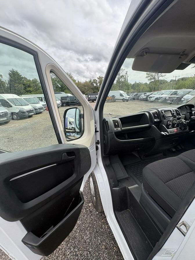 2022 Citroen Relay – Model: Relay 35 L3H2 Enterprise Blue HDi S/S – PX22ZZF