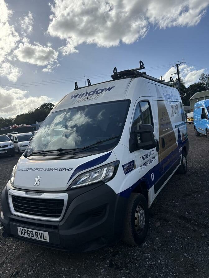 2019 Peugeot Boxer – Model: Boxer 335 Professional L2H2 Blue HDi – KP69RVL