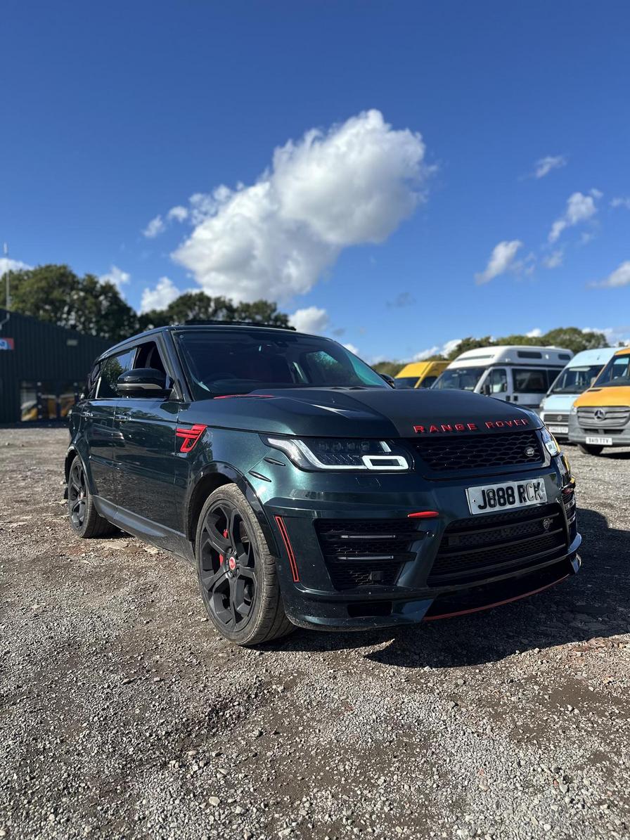 2015 Land Rover Range Rover Sport – Model: Range Rover Sport HSE Dynamic SDV6 Auto – J888RCK