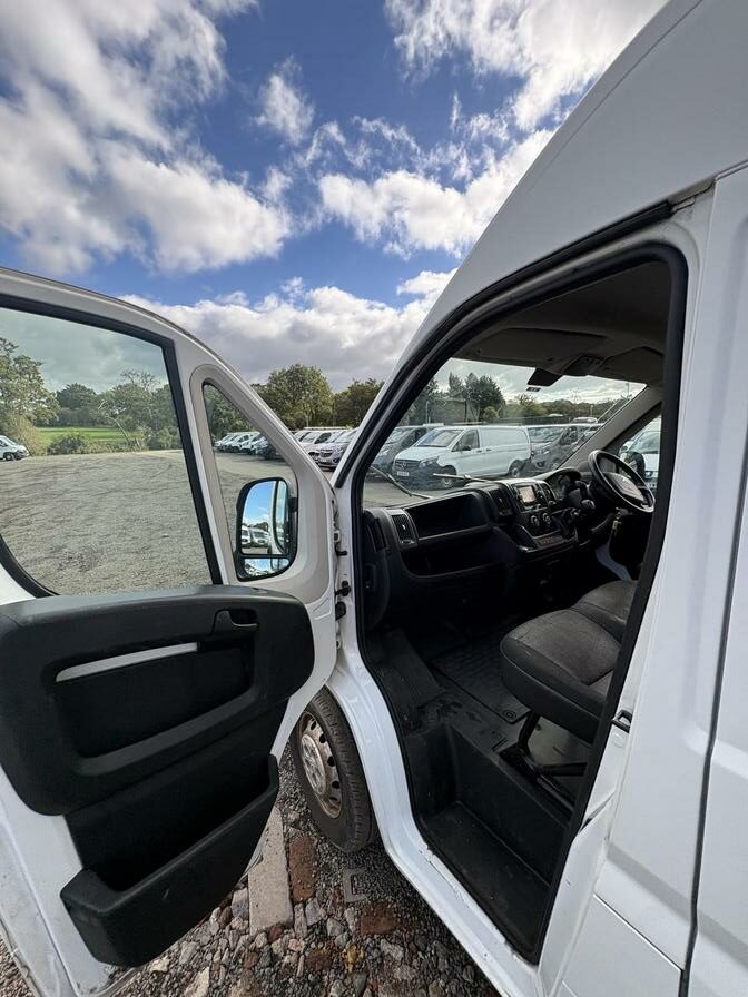 2021 Citroen Relay – Model: Relay 35 L3H2 Enterprise Blue HDi S/S – MM70XDU