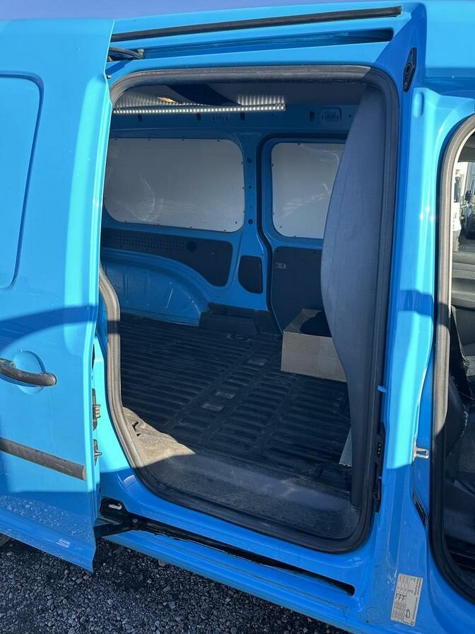 2011 Volkswagen Caddy MaxI – Model: Caddy Maxi C20 TDI – FG61RSZ
