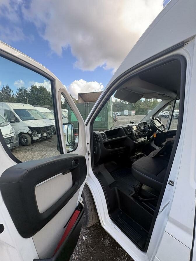 2019 Citroen Relay – Model: Relay 35 L3H2 Enterprise Blue HDi – CN19DXW