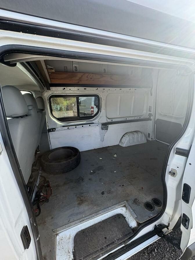 2012 Renault Trafic – Model: Trafic LH29 dCi – MT61NPE