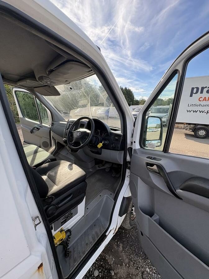 2014 Volkswagen Crafter – Model: Crafter CR35 TDI – PJ64KWX