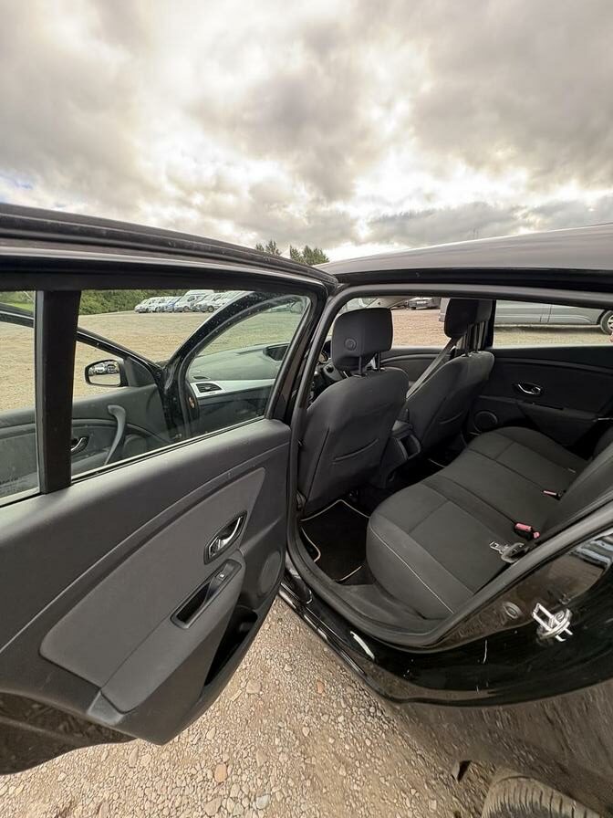 2013 Renault Megane – Model: Megane Dynamique TT Energy dCi S/S – LV13ZVR