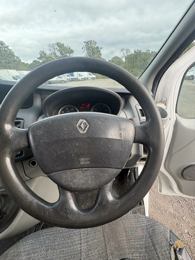 2013 Renault Trafic – Model: Trafic SL27 dCi – HN63WUT