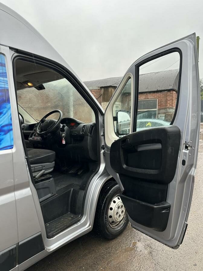 2022 Citroen Relay – Model: Relay 35 L2H2 Enterprise Blue HDi S/S – LC22NBG