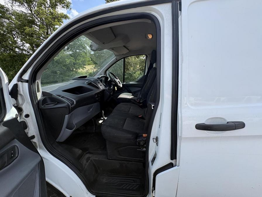 2017 Ford Transit Custom – Model: Transit Custom 290 – LJ54GAS/WM67EBO