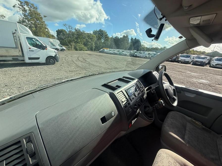 2008 Volkswagen Transporter – Model: Transporter T26 84 TDI SWB – VN08BYV