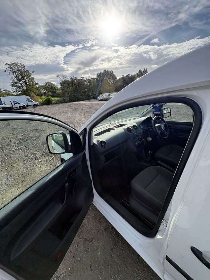 2015 Volkswagen Caddy – Model: Caddy C20 Startline TDI – GJ65GGZ