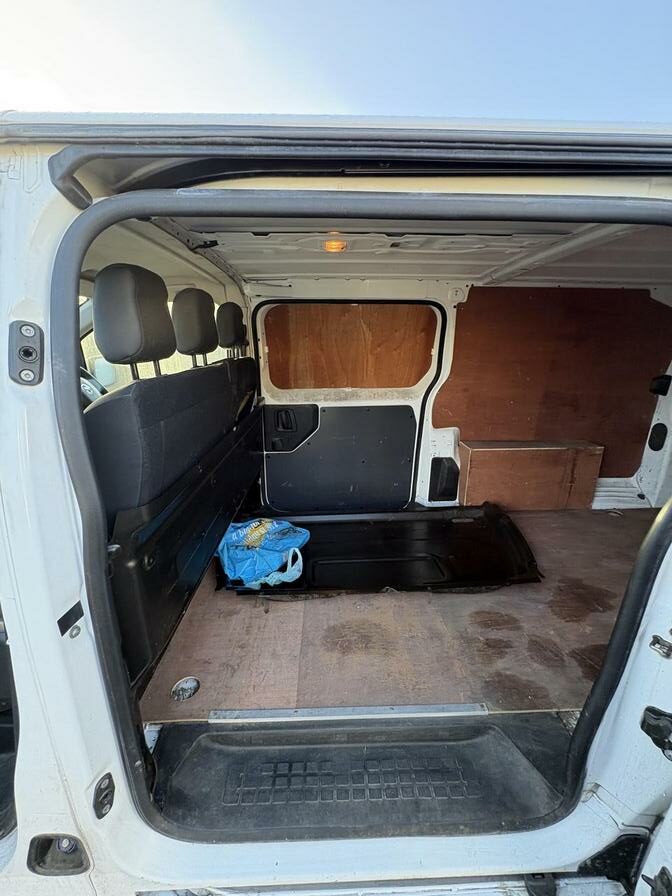 2021 Vauxhall Vivaro – Model: Vivaro 2900 Dynamic S/S – DP70CBV
