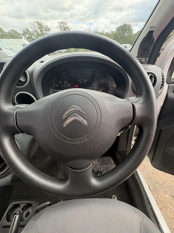 2016 Citroen Berlingo – Model: Berlingo 625 Enterprise HDi – BK66HFE