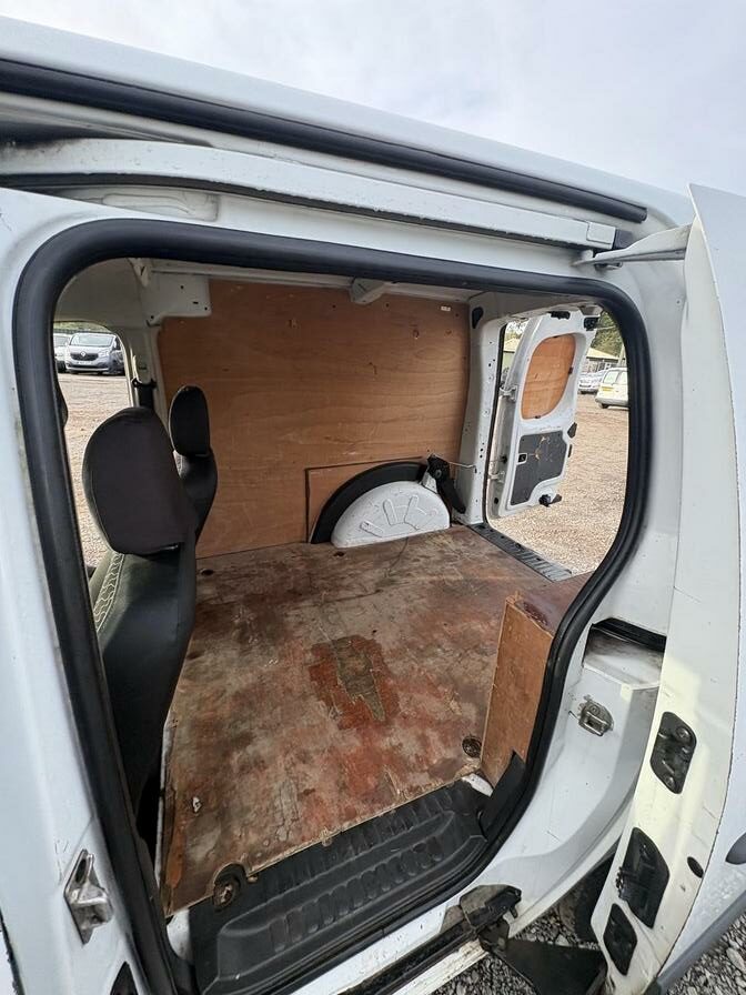 2013 Renault Kangoo – Model: Kangoo ML19 dCi 75 – NL13LXA