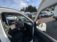 2018 Vauxhall Combo – Model: Combo 2300 CDTi – AP18MCS