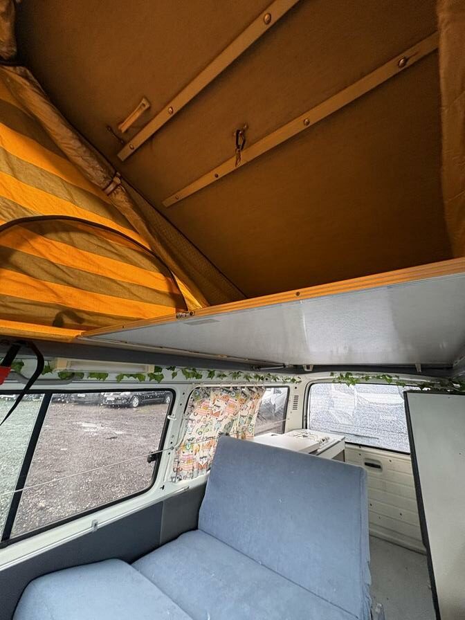 1995 Toyota HIAce – Model: Hiace – M545BSW