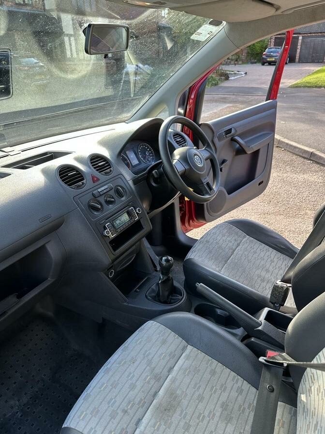 2011 Volkswagen Caddy – Model: Caddy C20 TDI 102 – VE61BXM