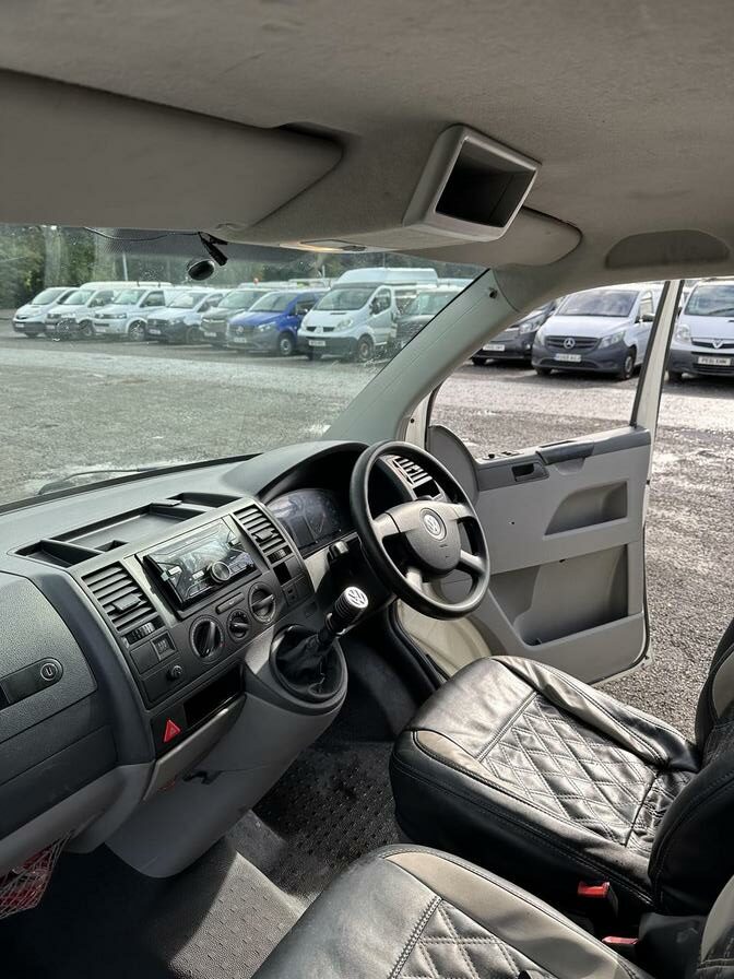 2008 Volkswagen Transporter – Model: Transporter T28 130 TDI SWB – VK08LUY