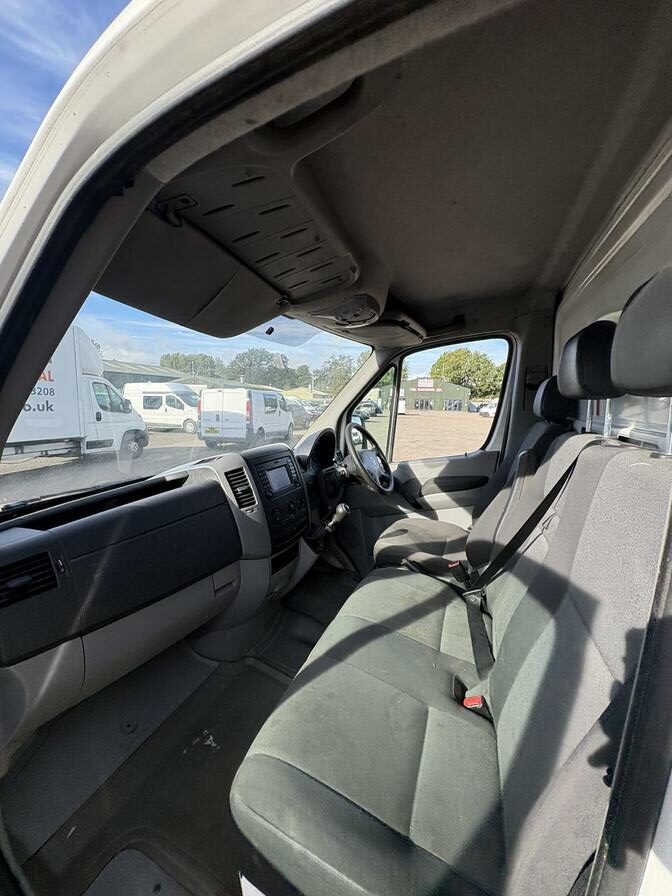 2014 Volkswagen Crafter – Model: Crafter CR35 TDI – PJ64KWX