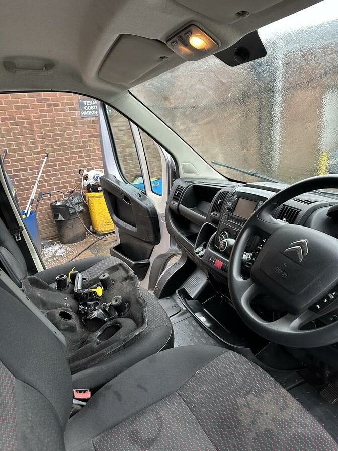 2022 Citroen Relay – Model: Relay 35 L2H2 Enterprise Blue HDi S/S – LC22NBG
