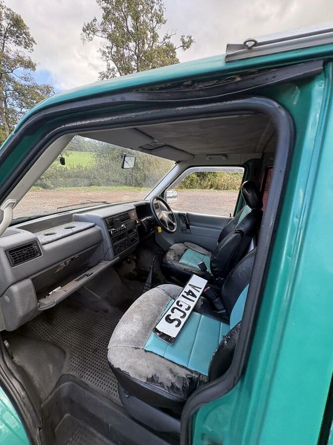 1999 Volkswagen Transporter – Model: Transporter TDI SWB – V41GCS