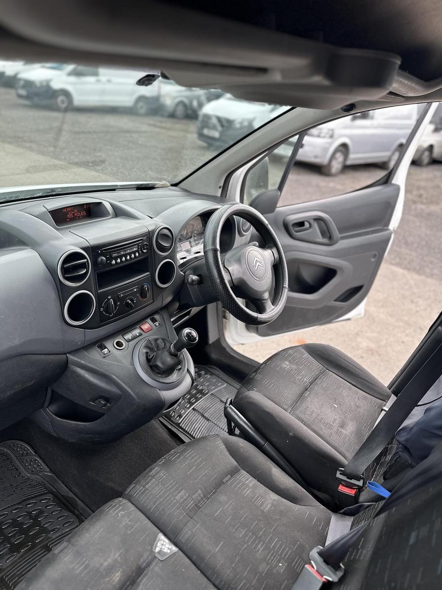 2012 Citroen Berlingo – Model: Berlingo 625 LX HDi – PN12YJZ