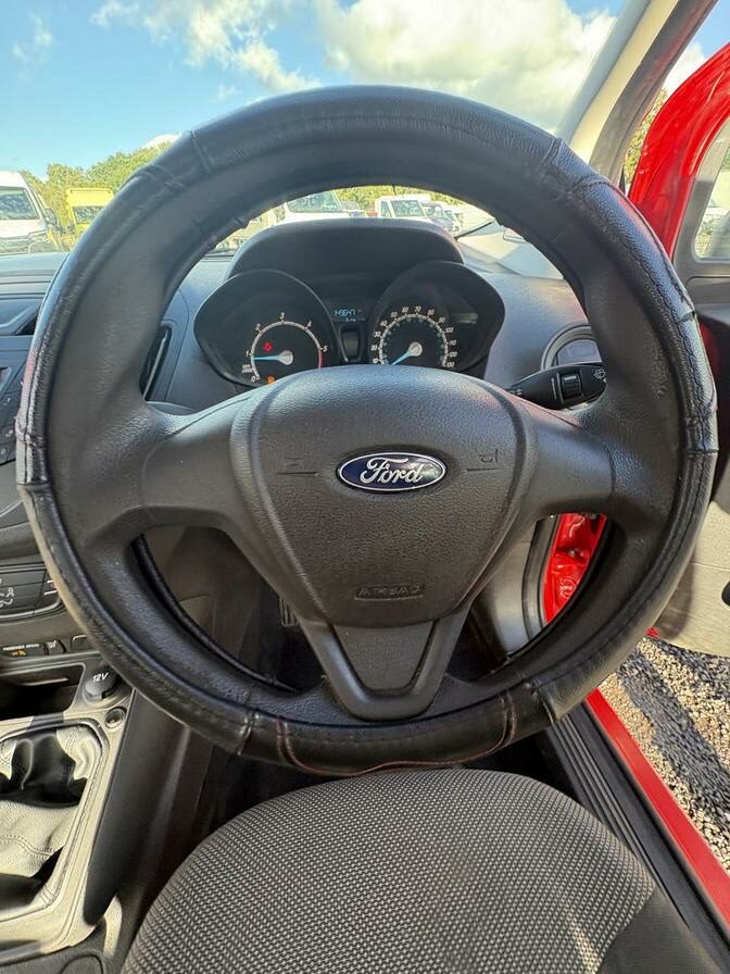 2019 Ford Transit Courier – Model: Transit Courier Base Kombi TDCi – WG19ETY