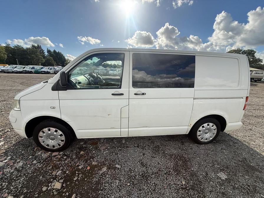 2008 Volkswagen Transporter – Model: Transporter T26 84 TDI SWB – VN08BYV