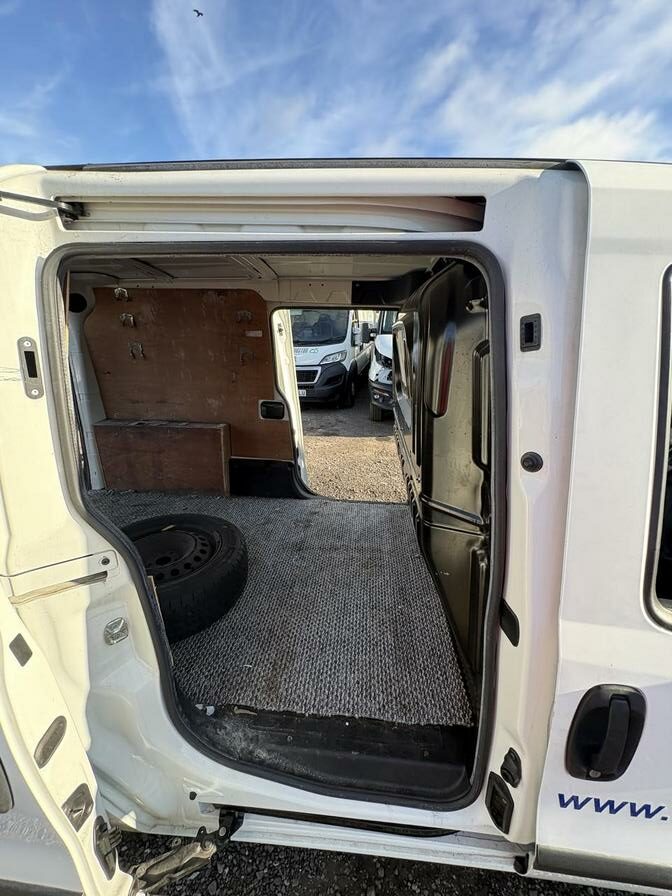 2018 Vauxhall Combo – Model: Combo 2300 CDTi – AP18MCS