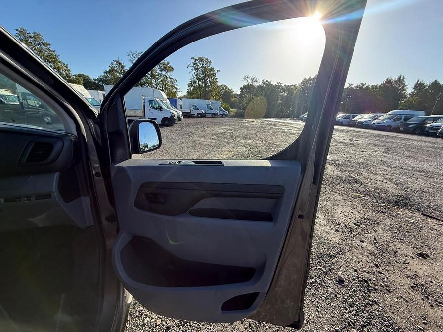2021 Citroen Dispatch – Model: Dispatch 1400 Enterprise Professional Blue HDi S/S – LV71ZWZ