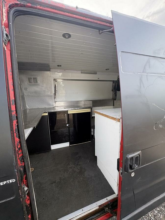 2004 Citroen Relay – Model: Relay 1800 TD HDi LWB – FN54WWF