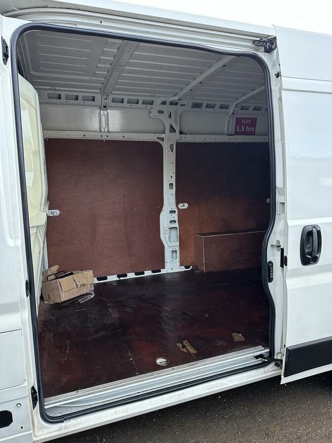 2020 Citroen Relay – Model: Relay 35 L2H2 Enterprise Blue HDi S/S – ML70NXB