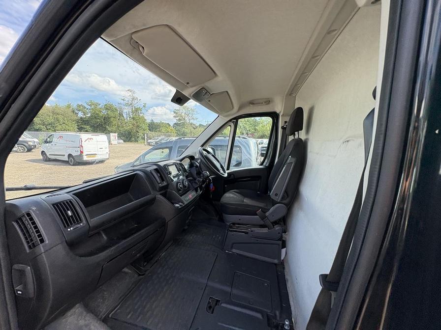 2022 Citroen Relay – Model: Relay 35 L2H2 Enterprise Blue HDi S/S – MT22PNZ