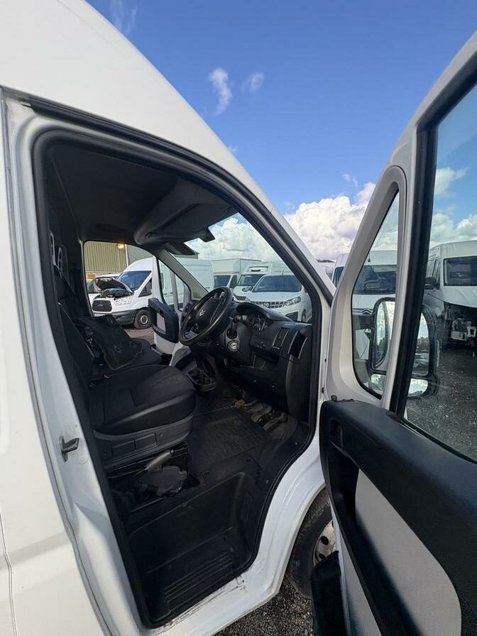 2019 Citroen Relay – Model: Relay 35 L3H2 Enterprise Blue HDi – CN19DXW